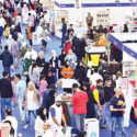 أكثر من 170 ألف زائر لمعرض الكويت للكتاب